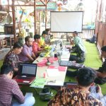 Pelatihan Website Desa dan Sistem Informasi Desa di Aula Nirwana Bambu Ngunut